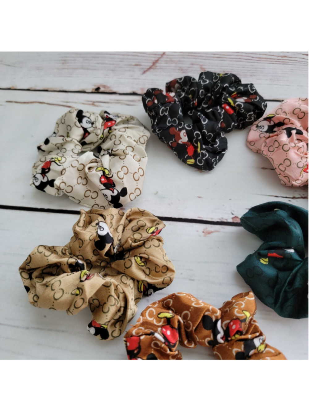 Women's Unbranded Mickey Mouse Hair Scrunchie Set Multi-color NWOT